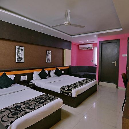 Collection O Diamond And Residences Indore Esterno foto