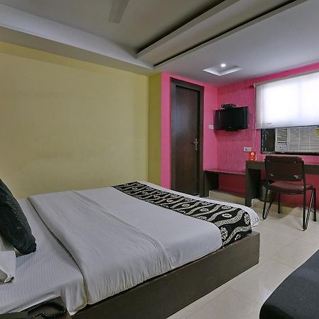 Collection O Diamond And Residences Indore Esterno foto