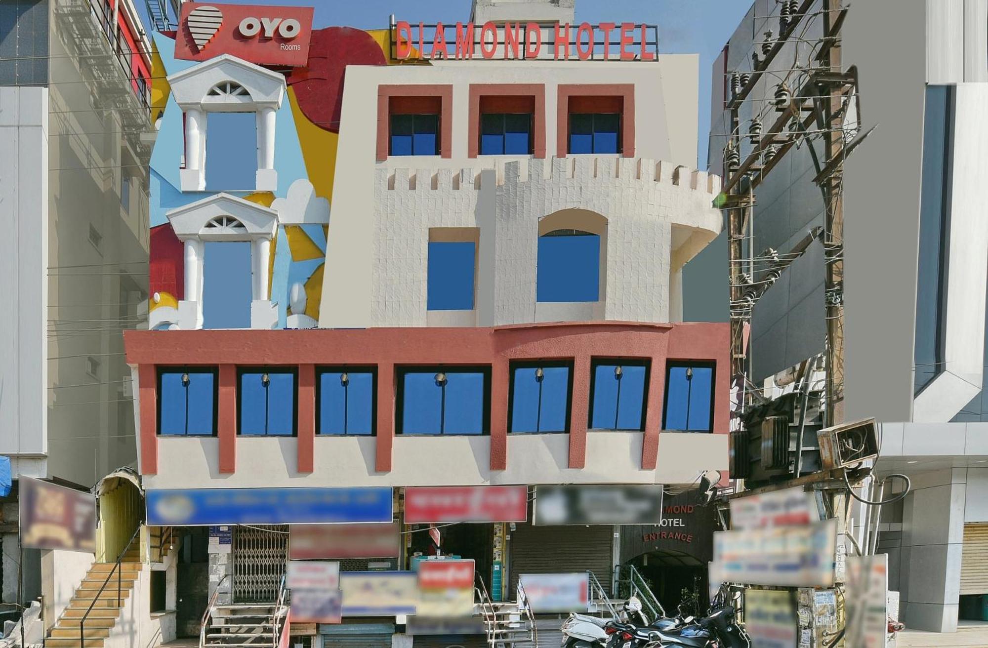 Collection O Diamond And Residences Indore Esterno foto