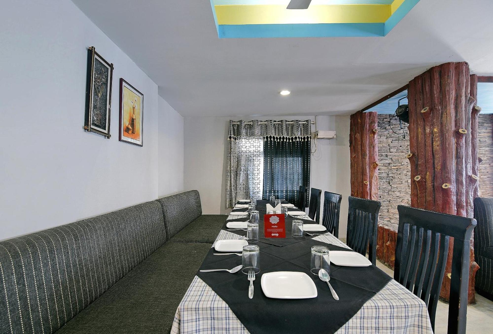 Collection O Diamond And Residences Indore Esterno foto